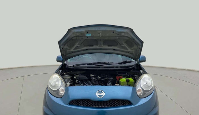 2015 Nissan Micra Active XV, Petrol, Manual, 26,931 km, Open Bonet