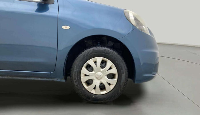 2015 Nissan Micra Active XV, Petrol, Manual, 26,931 km, Right Front Wheel