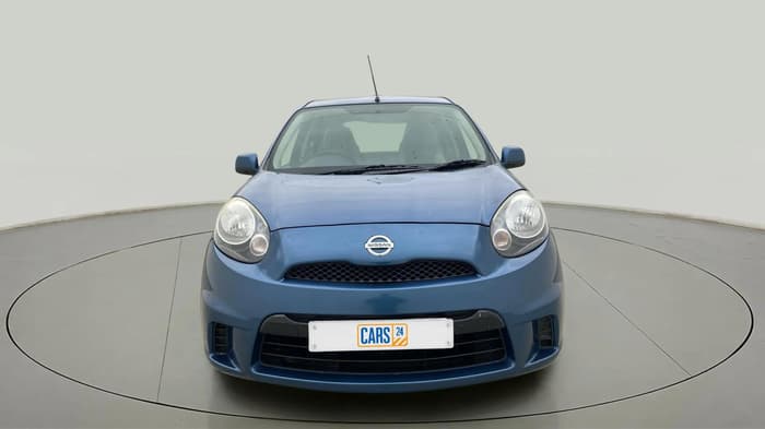 2015 Nissan Micra Active XV, Petrol, Manual, 26,931 km, Front