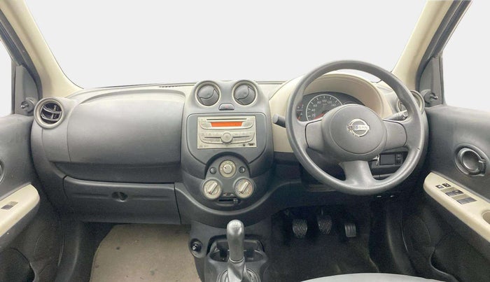 2015 Nissan Micra Active XV, Petrol, Manual, 26,931 km, Dashboard