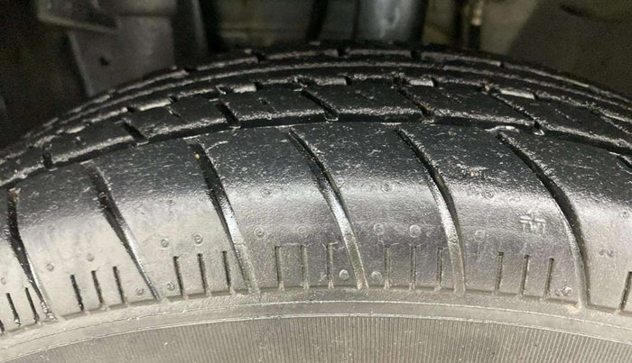 2015 Nissan Micra Active XV, Petrol, Manual, 26,931 km, Left Front Tyre Tread