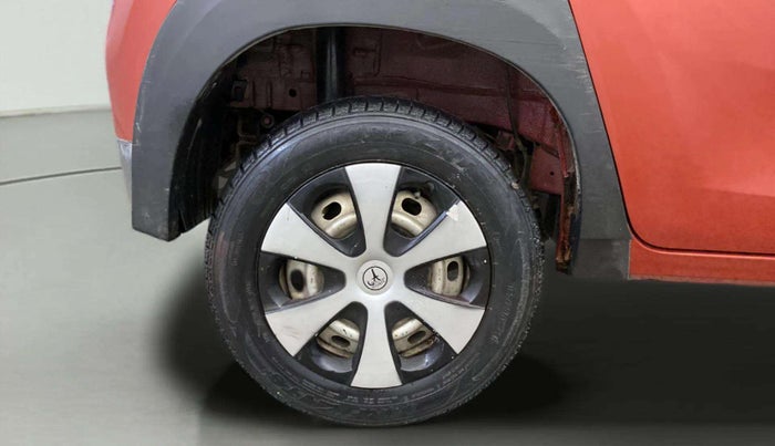 2018 Mahindra KUV 100 NXT K2+ P 6 STR, Petrol, Manual, 49,862 km, Right Rear Wheel