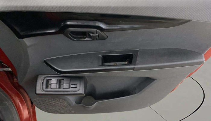 2018 Mahindra KUV 100 NXT K2+ P 6 STR, Petrol, Manual, 49,862 km, Driver Side Door Panels Control