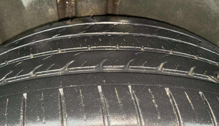 2019 MG HECTOR SHARP 1.5 DCT PETROL, Petrol, Automatic, 81,326 km, Right Rear Tyre Tread