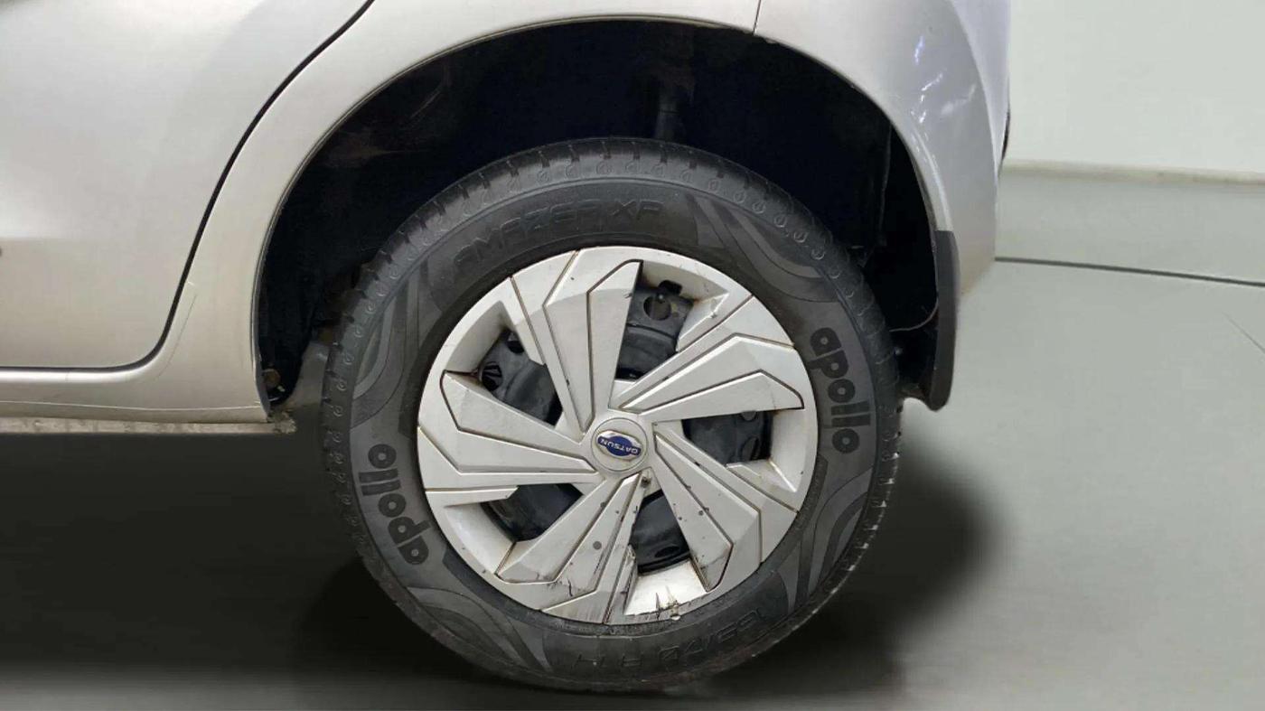 2021 Datsun Redi Go T, Petrol, Manual, 26,590 km, Left Rear Wheel