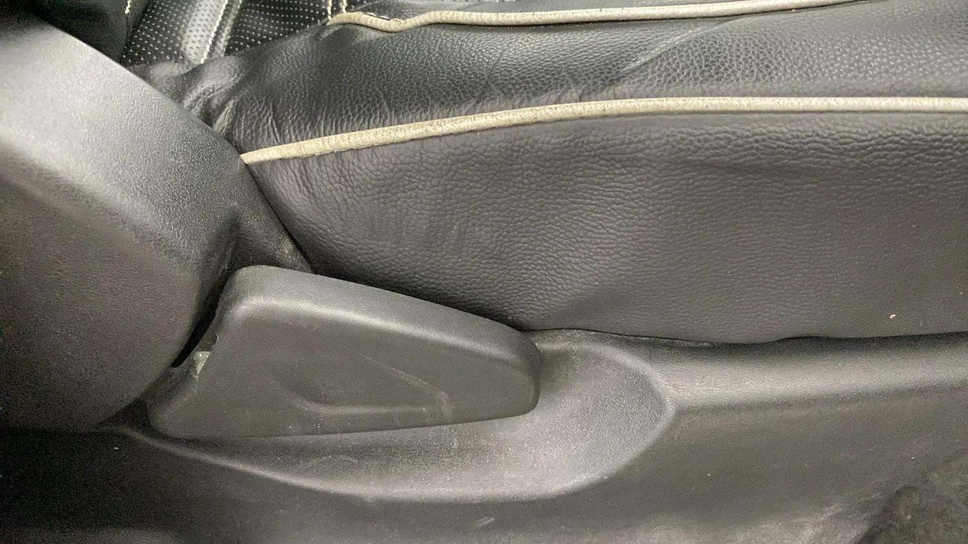 2021 Datsun Redi Go T, Petrol, Manual, 26,590 km, Driver Side Adjustment Panel