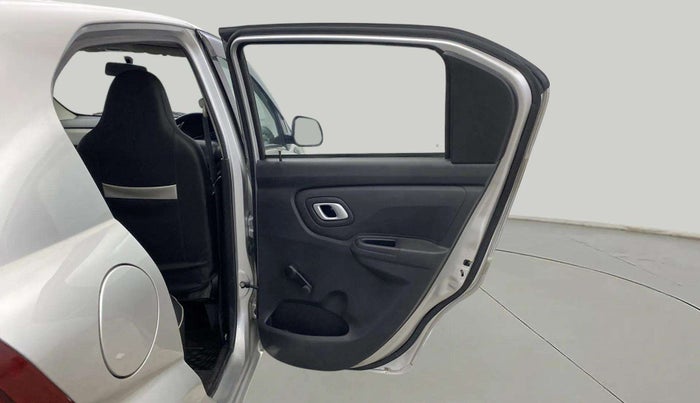 2021 Datsun Redi Go T, Petrol, Manual, 26,590 km, RHS Rear Door