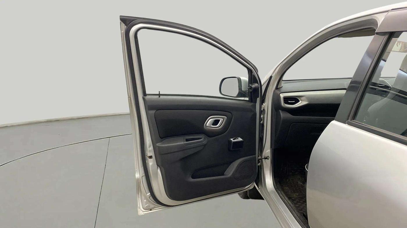 2021 Datsun Redi Go T, Petrol, Manual, 26,590 km, LHS Front Door