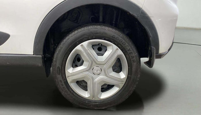 2023 Tata NEXON XM PLUS SUNROOF PETROL, Petrol, Manual, 20,724 km, Left Rear Wheel