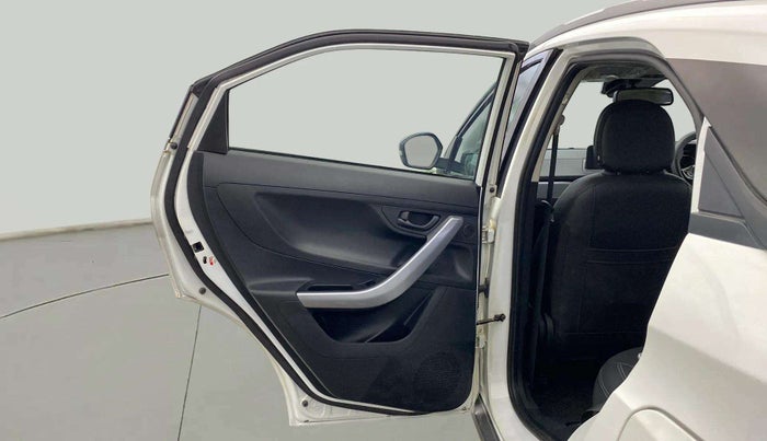 2023 Tata NEXON XM PLUS SUNROOF PETROL, Petrol, Manual, 20,724 km, LHS Rear Door