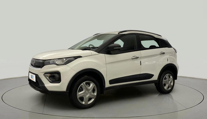 2023 Tata NEXON XM PLUS SUNROOF PETROL, Petrol, Manual, 20,724 km, Left Front Diagonal