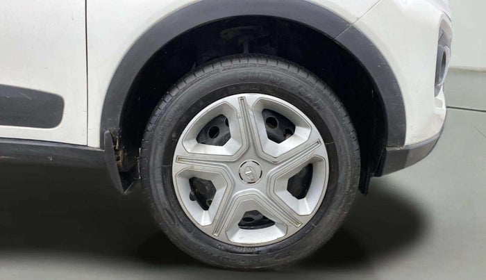 2023 Tata NEXON XM PLUS SUNROOF PETROL, Petrol, Manual, 20,724 km, Right Front Wheel