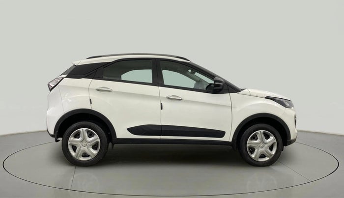 2023 Tata NEXON XM PLUS SUNROOF PETROL, Petrol, Manual, 20,724 km, Right Side View