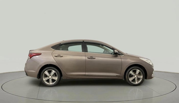 2018 Hyundai Verna 1.6 VTVT SX, CNG, Manual, 83,270 km, Right Side View