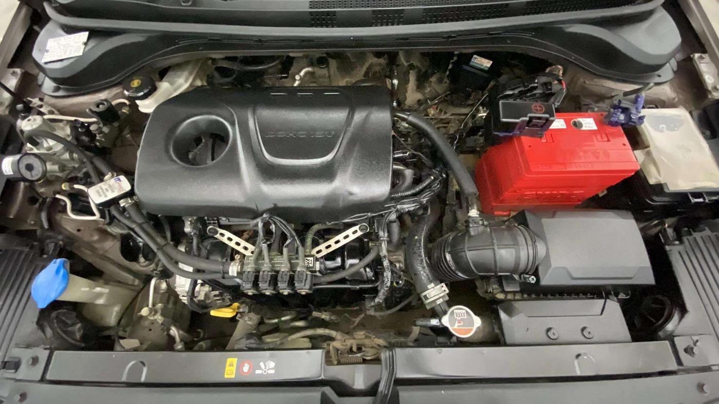 2018 Hyundai Verna 1.6 VTVT SX, CNG, Manual, 83,589 km, Engine View