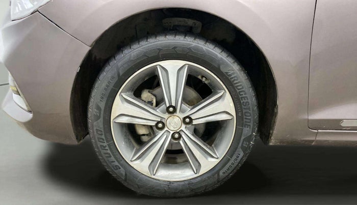 2018 Hyundai Verna 1.6 VTVT SX, CNG, Manual, 83,270 km, Left Front Wheel