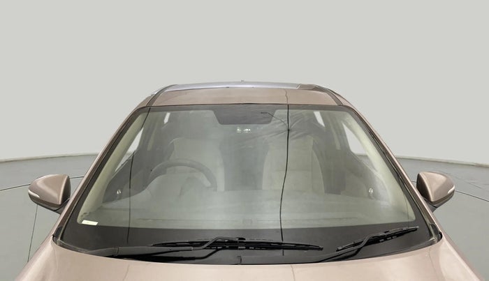 2018 Hyundai Verna 1.6 VTVT SX, CNG, Manual, 83,270 km, Front Windshield