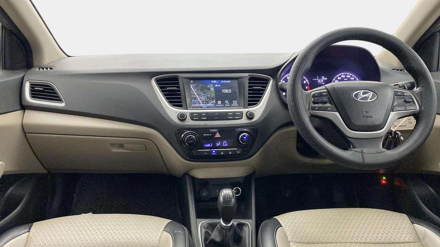 2018 Hyundai Verna 1.6 VTVT SX, CNG, Manual, 83,589 km, Dashboard