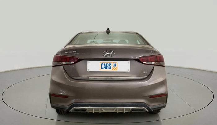 2018 Hyundai Verna 1.6 VTVT SX, CNG, Manual, 83,270 km, Back/Rear