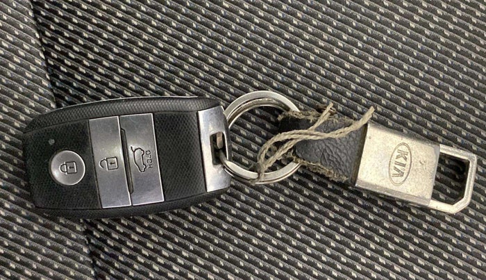2021 KIA SELTOS HTK PLUS 1.5, Petrol, Manual, 33,891 km, Key Close Up