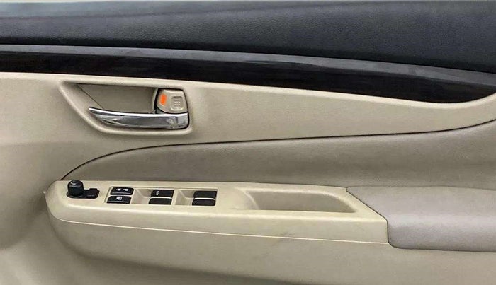 2015 Maruti Ciaz ZXI, Petrol, Manual, 96,513 km, Driver Side Door Panels Control