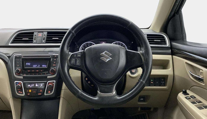 2015 Maruti Ciaz ZXI, Petrol, Manual, 96,513 km, Steering Wheel Close Up