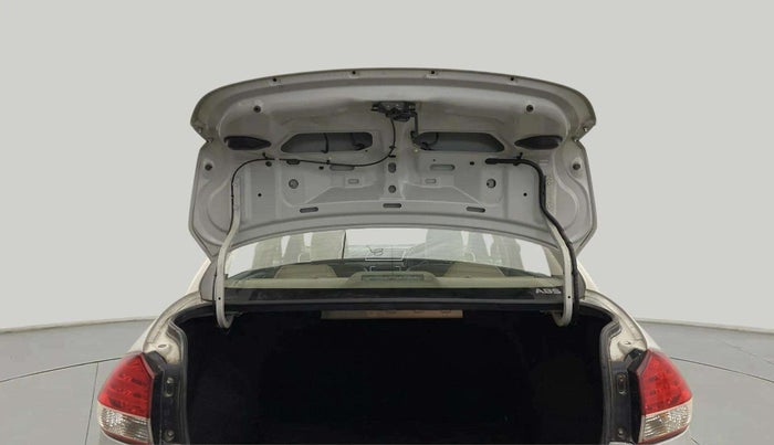 2015 Maruti Ciaz ZXI, Petrol, Manual, 96,513 km, Boot Door Open