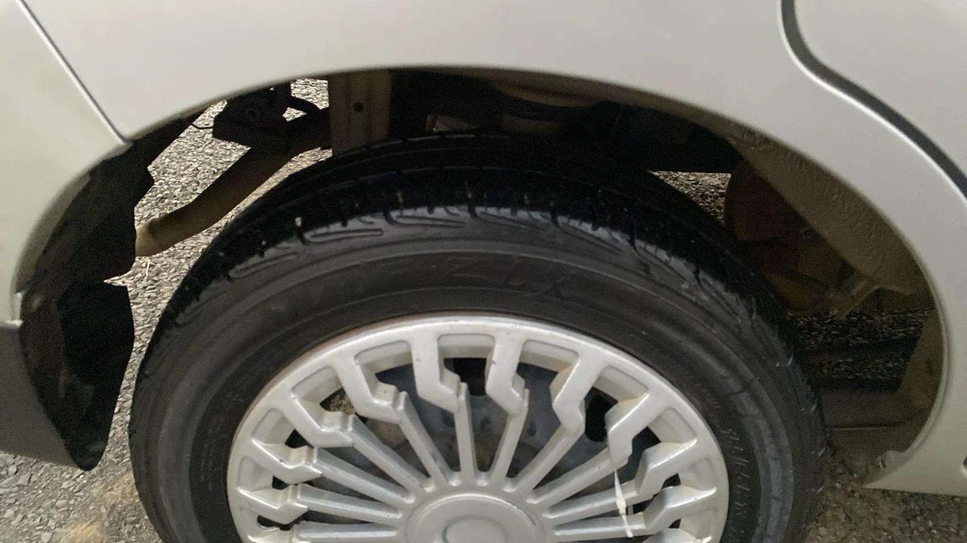 2016 Maruti Alto K10 VXI, Petrol, Manual, 98,850 km, Right Rear Tyre Tread