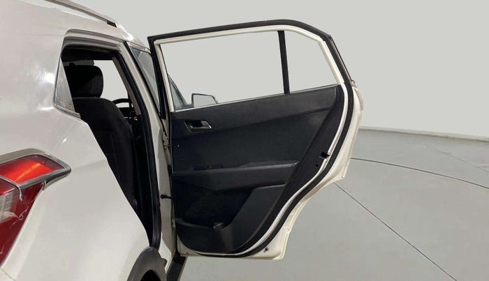 2016 Hyundai Creta SX PLUS AT 1.6 PETROL, Petrol, Automatic, 46,652 km, RHS Rear Door