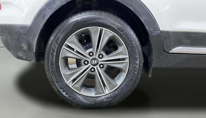 2016 Hyundai Creta SX PLUS AT 1.6 PETROL, Petrol, Automatic, 46,652 km, Right Rear Wheel