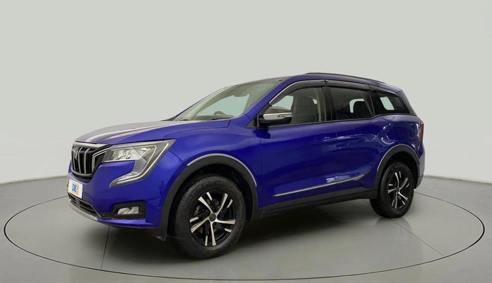 2022 Mahindra XUV700 AX 3 P MT 5 STR, Petrol, Manual, 29,390 km, Left Front Diagonal