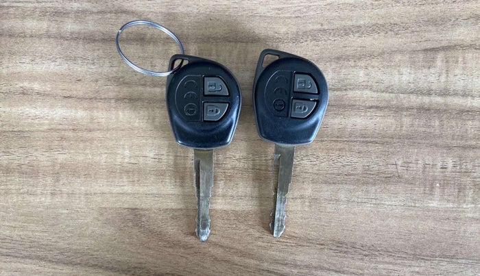 2020 Maruti Dzire VXI, Petrol, Manual, 62,880 km, Key Close Up