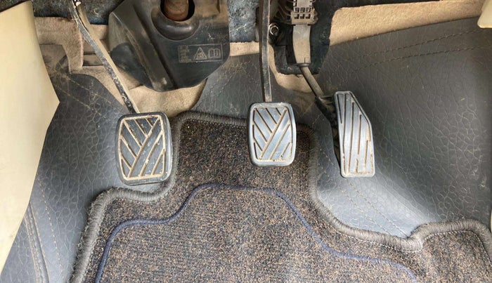 2020 Maruti Dzire VXI, Petrol, Manual, 62,880 km, Pedals