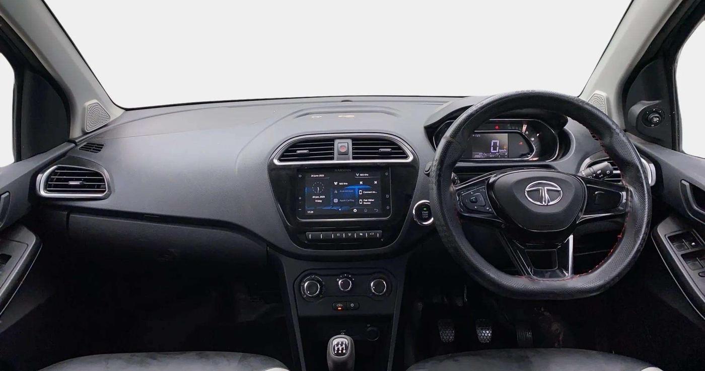 2022 Tata TIAGO NRG XZ MT, Petrol, Manual, 29,928 km, Dashboard