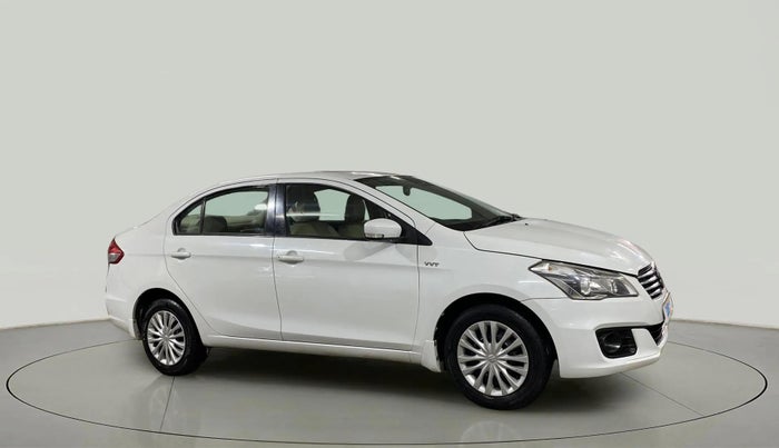 2015 Maruti Ciaz VXI+, Petrol, Manual, 95,045 km, Right Front Diagonal