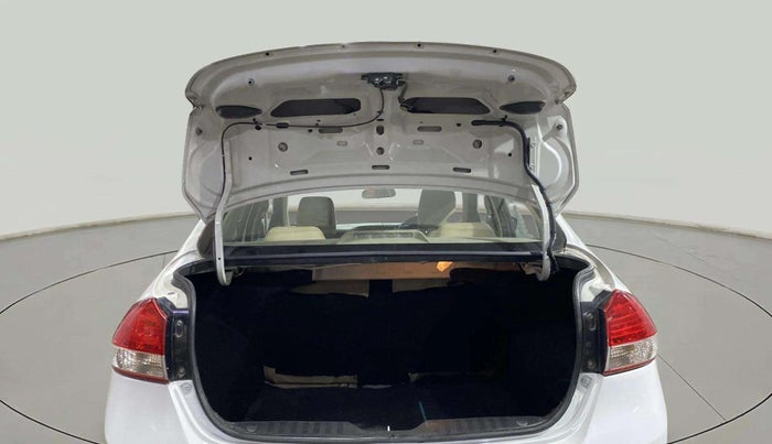 2015 Maruti Ciaz VXI+, Petrol, Manual, 95,045 km, Boot Door Open