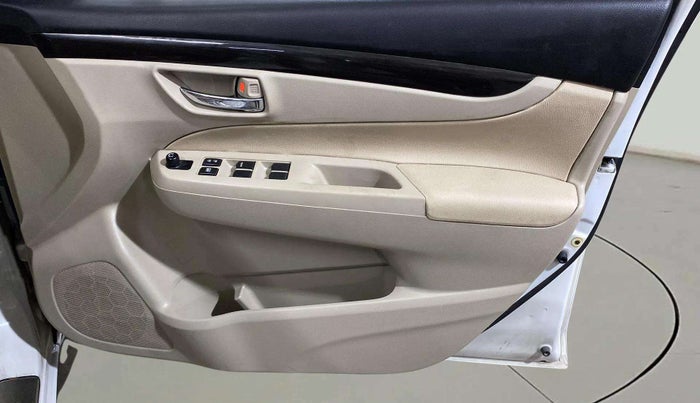 2015 Maruti Ciaz VXI+, Petrol, Manual, 95,045 km, Driver Side Door Panels Control