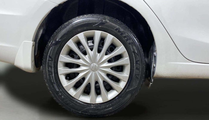 2015 Maruti Ciaz VXI+, Petrol, Manual, 95,045 km, Right Rear Wheel