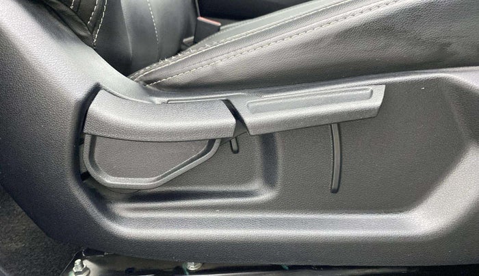 2023 Hyundai EXTER SX(O) CONNECT 1.2 AMT, Petrol, Automatic, 11,708 km, Driver Side Adjustment Panel