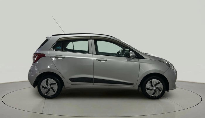 2017 Hyundai Grand i10 SPORTZ (O) 1.2 KAPPA VTVT, Petrol, Manual, 45,872 km, Right Side View