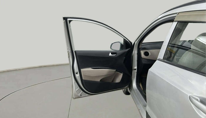 2017 Hyundai Grand i10 SPORTZ (O) 1.2 KAPPA VTVT, Petrol, Manual, 45,872 km, LHS Front Door