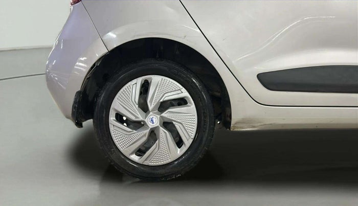 2017 Hyundai Grand i10 SPORTZ (O) 1.2 KAPPA VTVT, Petrol, Manual, 45,872 km, Right Rear Wheel