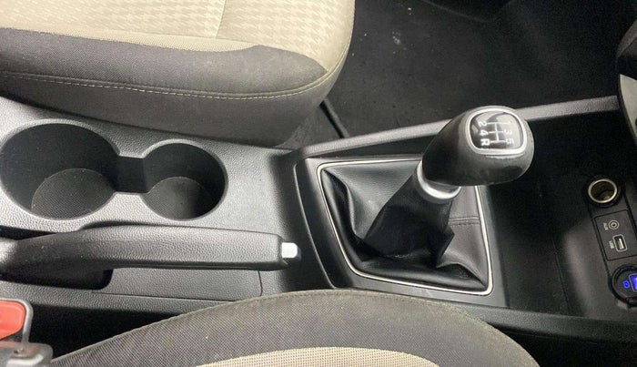 2019 Hyundai Elite i20 ASTA 1.2 (O), Petrol, Manual, 36,113 km, Gear Lever