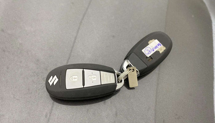 2018 Maruti Baleno ZETA CVT PETROL 1.2, Petrol, Automatic, 36,307 km, Key Close Up