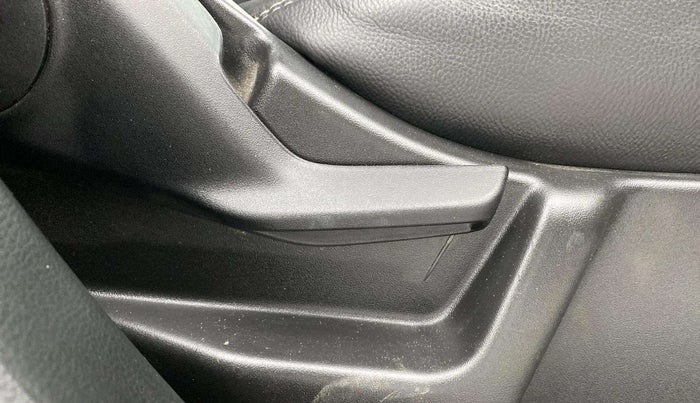 2020 Maruti New Wagon-R VXI 1.2, Petrol, Manual, 41,402 km, Driver Side Adjustment Panel
