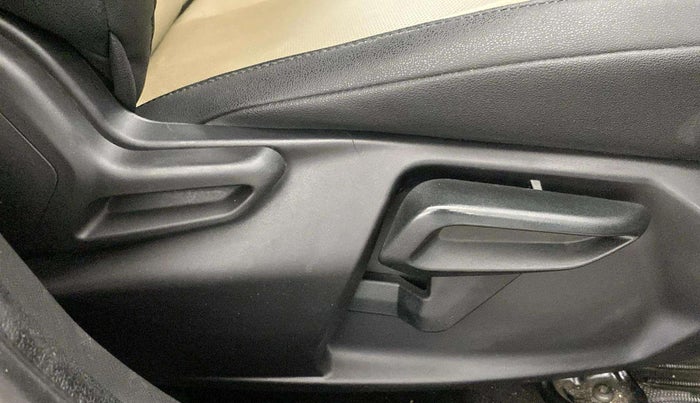 2022 Tata NEXON XZA PLUS (PREMIUM) KAZIRANGA PETROL, Petrol, Automatic, 22,947 km, Driver Side Adjustment Panel