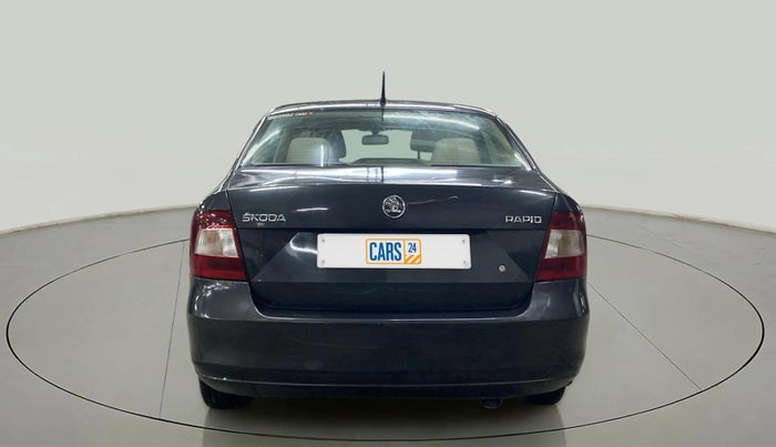 2016 Skoda Rapid AMBITION 1.6 MPI MT, Petrol, Manual, 15,694 km, Back/Rear