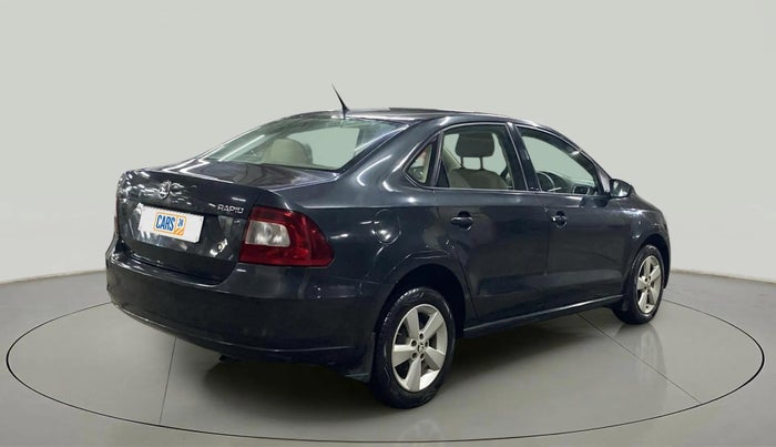2016 Skoda Rapid AMBITION 1.6 MPI MT, Petrol, Manual, 15,694 km, Right Back Diagonal