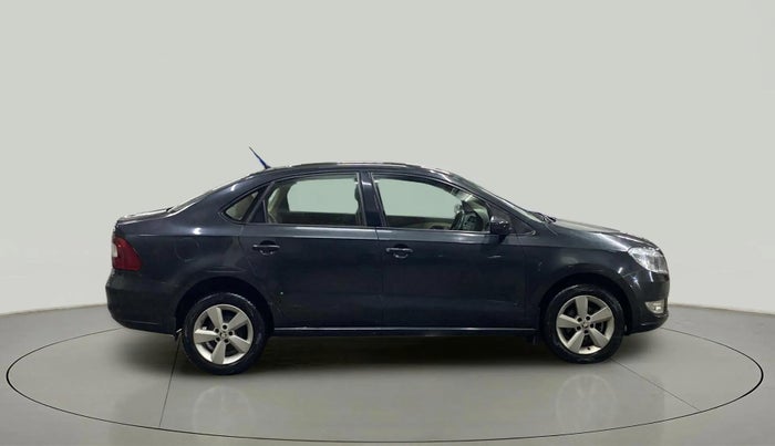 2016 Skoda Rapid AMBITION 1.6 MPI MT, Petrol, Manual, 15,694 km, Right Side View