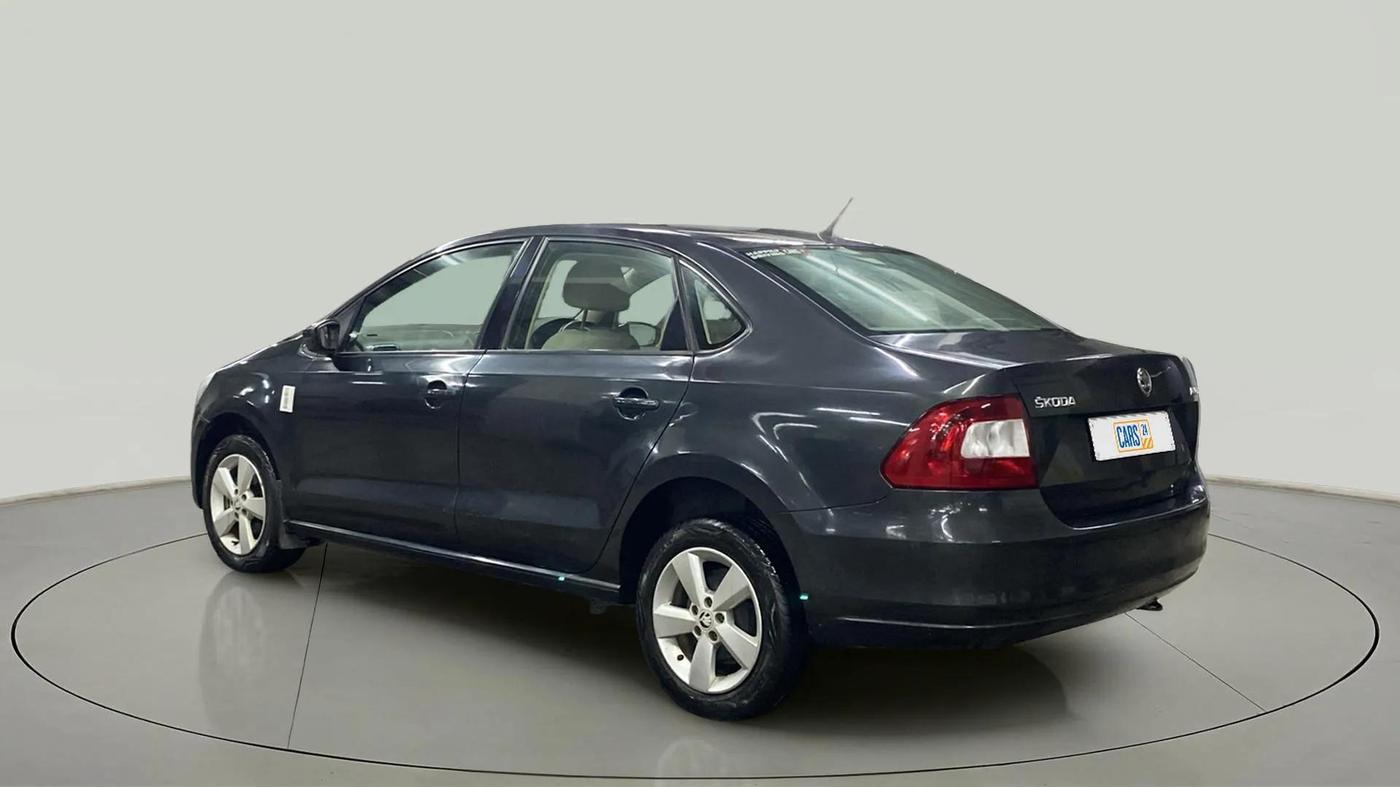 2016 Skoda Rapid AMBITION 1.6 MPI MT, Petrol, Manual, 15,874 km, Left Back Diagonal